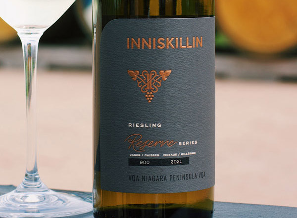 Inniskillin リザーブ デザートワインナイアガラペニンシュラ375ml Amazon.co.jp: イニスキリン - ヴィダル アイスワイン リザーヴ